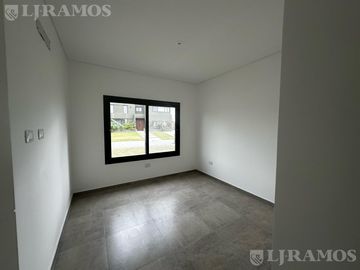 Casa en El Canton - Norte PG