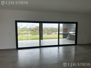 Casa en El Canton - Norte PG