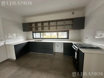 Casa en El Canton - Norte PG