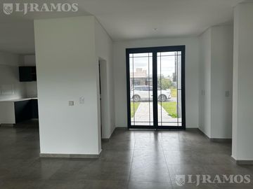 Casa en El Canton - Norte PG