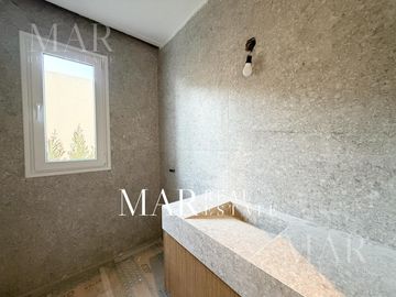 Casa en Venta, 5 dorm a estrenar en Barrio Las Tipas, Nordelta