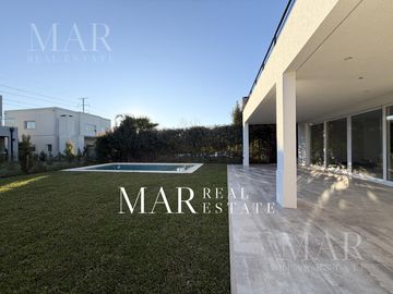 Casa en Venta, 5 dorm a estrenar en Barrio Las Tipas, Nordelta