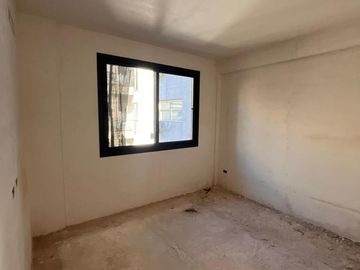 Local en construcción en Colegiales