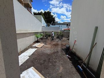 Residencia de lujo en Venta en Fracc. Loma de Valelscondido