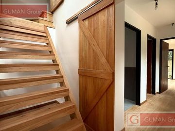 Moderna casa 3 dorm c /pileta  en un entorno unico -Ingeniero Maschwitz