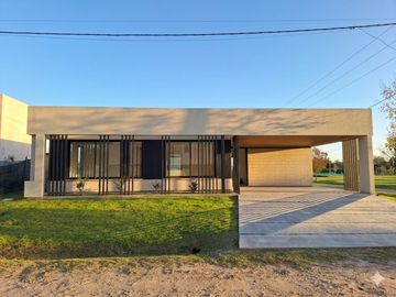 Casa en Las Carolinas