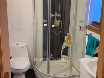 Se vende terreno con linda y acogedora casa en sector Loteo Vrsalovic