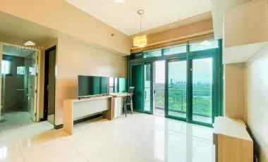 For Rent 2 Bedroom Condo in Forbestown BGC, Metro Manila