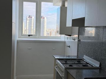 Las Plazas - Departamento 3 Amb c/ Balcón y Espectaculares Vistas - Cochera Fija
