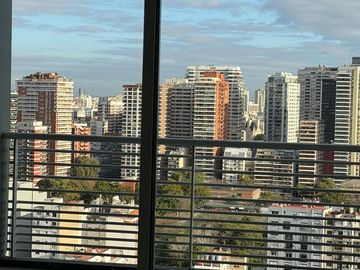 Las Plazas - Departamento 3 Amb c/ Balcón y Espectaculares Vistas - Cochera Fija
