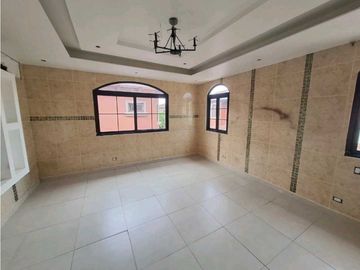 ALQUILER DE CASA EN COSTA SUR - PH EL DORAL
