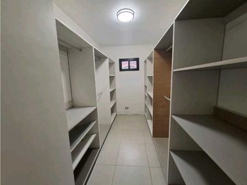 ALQUILER DE CASA EN COSTA SUR - PH EL DORAL