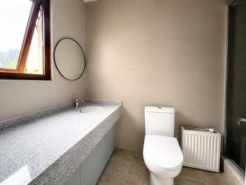 Casa en arriendo  en LAS CONDES