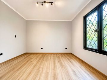 Casa en arriendo  en LAS CONDES