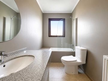 Casa en arriendo  en LAS CONDES
