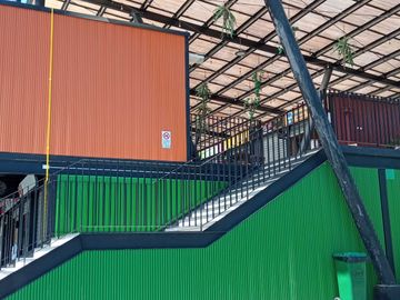 Local comercial en venta  en HUECHURABA