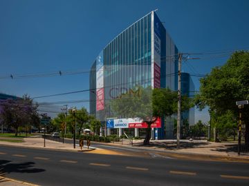Local comercial en arriendo  en LAS CONDES