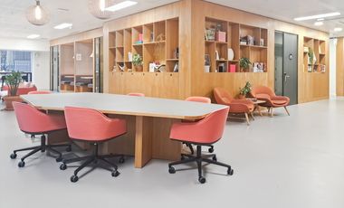 Membresía de coworking en HQ Santiago, Barcelona – {{city}}