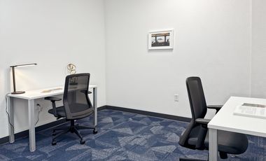Uso de oficina privada bajo demanda en HQ Santiago, Barcelona {{city}}