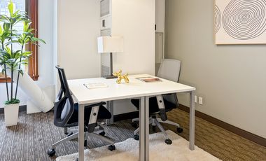 Uso de oficina privada bajo demanda en Regus Santiago, Santa Lucia {{city}}