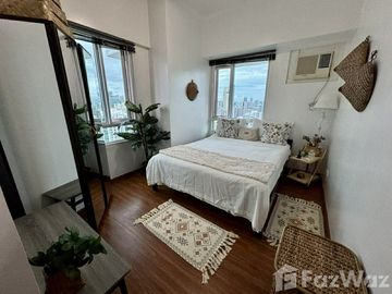 2 Bedroom Fully Furnished BEACON Tower Near Greenbelt Makati