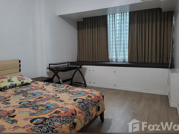 1BR w/ Balcony at St. Francis Shangri-La -Direct Mall Access
