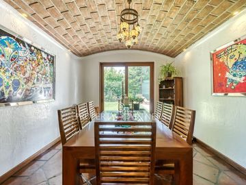 Excelente casa en impecable estado