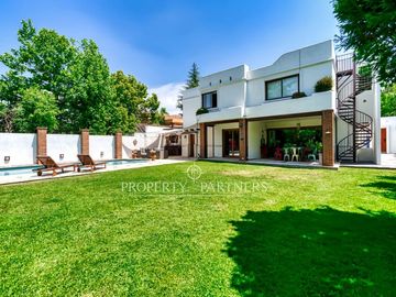 Excelente casa en impecable estado
