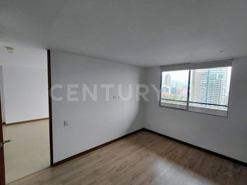 Alquiler Apartaestudio Poblado Alto