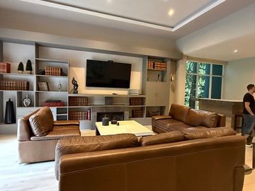 HERMOSO DEPARTAMENTO EN LOMAS COUNTRY