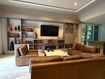 HERMOSO DEPARTAMENTO EN LOMAS COUNTRY