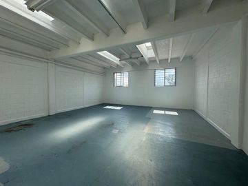 Renta Bodega Industrial, 90m2, Granjas México, Iztacalco, CDMX