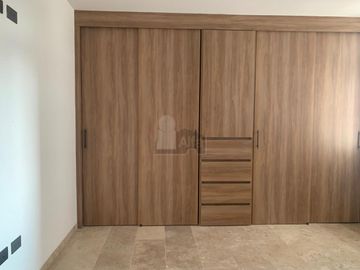 Departamentos NUEVOS en venta en colonia Jardín muy cerca de Himno Nacional y HEB