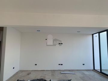 Departamentos NUEVOS en venta en colonia Jardín muy cerca de Himno Nacional y HEB
