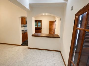 Importante Casa en Venta en Barrio General Paz