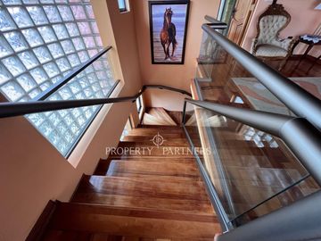 Gran casa en exclusivo condominio