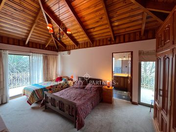 Gran casa en exclusivo condominio