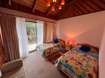 Gran casa en exclusivo condominio