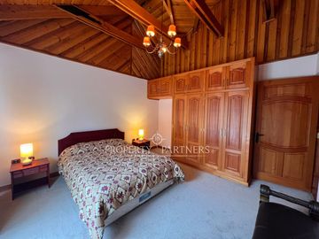 Gran casa en exclusivo condominio