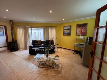 Gran casa en exclusivo condominio