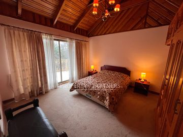 Gran casa en exclusivo condominio