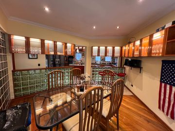 Gran casa en exclusivo condominio