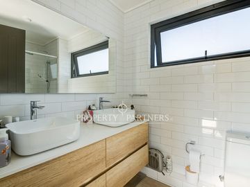 Casa en condominio nueva, Verbo Divino