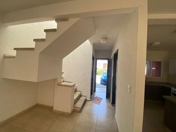 CASA EN RENTA LAS MISIONES II