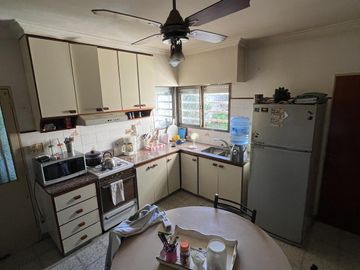 Casa en buen estado. Con o sin renta.