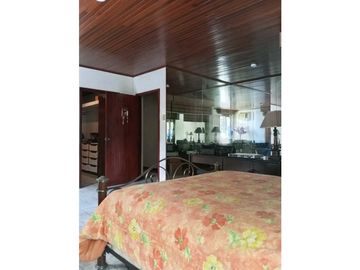 Vendo departamento Barrio Centenario