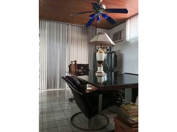 Vendo departamento Barrio Centenario