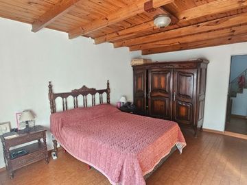 VENTA CASA 2 DORM + DPTO 2 DORM CENTRO SAN NICOLAS