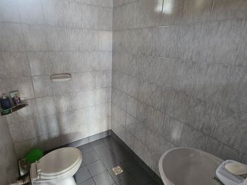 VENTA CASA 2 DORM + DPTO 2 DORM CENTRO SAN NICOLAS