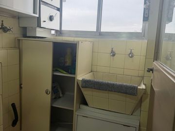 3 Ambientes Súper Luminosos-Balcón-Cochera opc.-